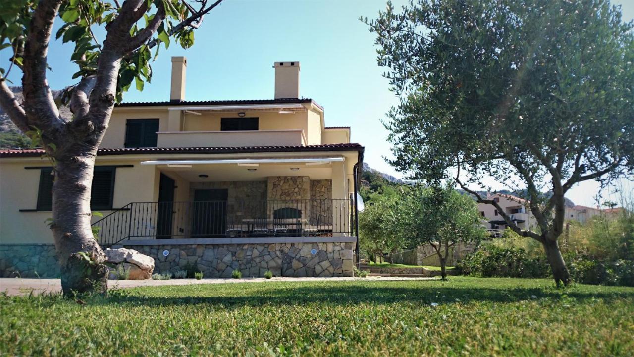 Apartments Garden Baska  Exterior photo